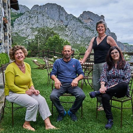 La Posada De Cucayo Dobres Екстериор снимка