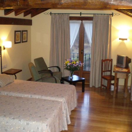 La Posada De Cucayo Dobres Екстериор снимка