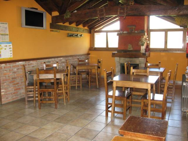La Posada De Cucayo Dobres Екстериор снимка