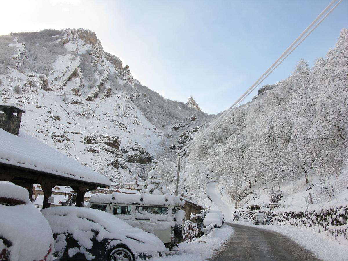 La Posada De Cucayo Dobres Екстериор снимка